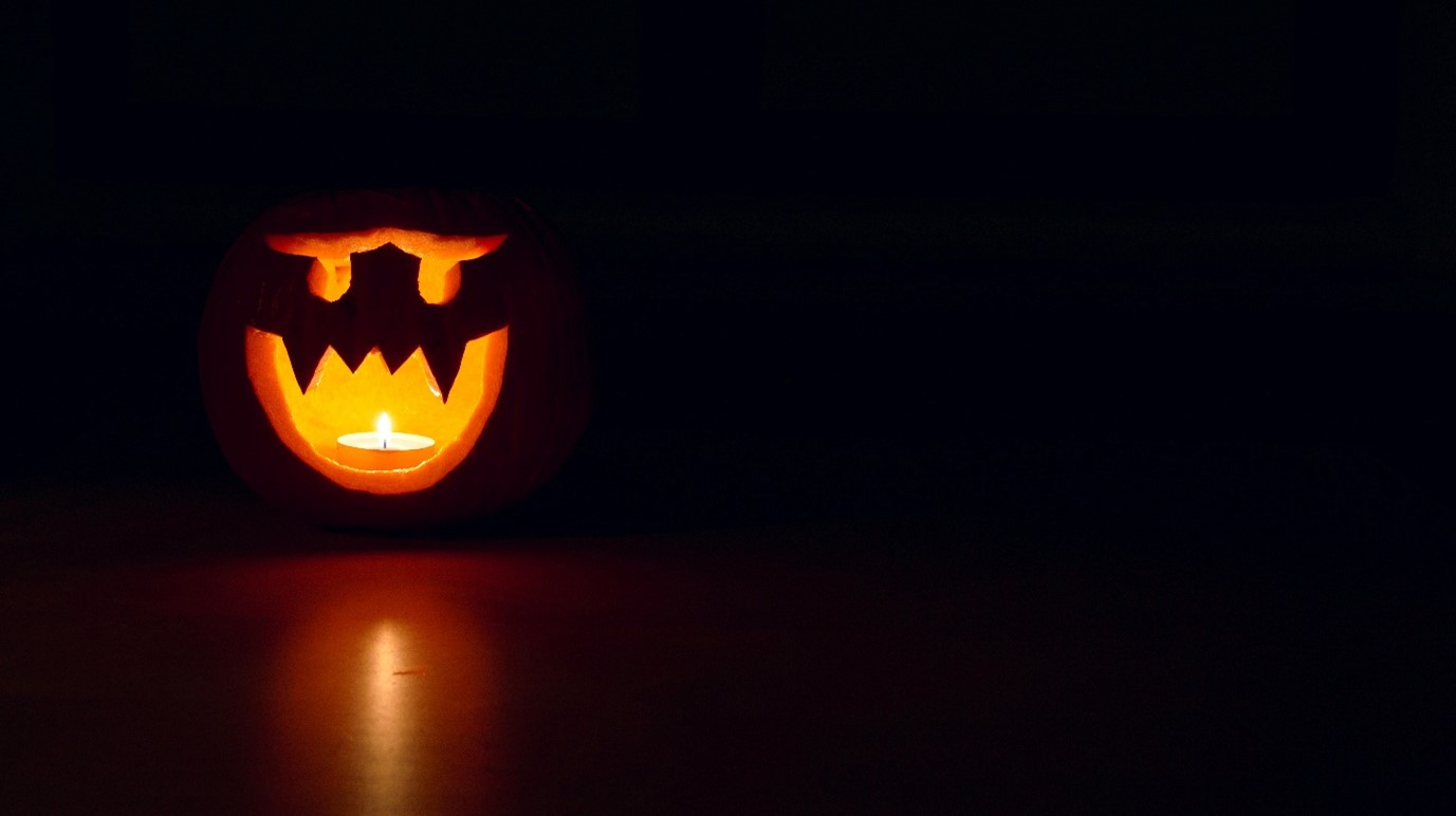 15 Best Pumpkin Crafts to Try Today Featured Image