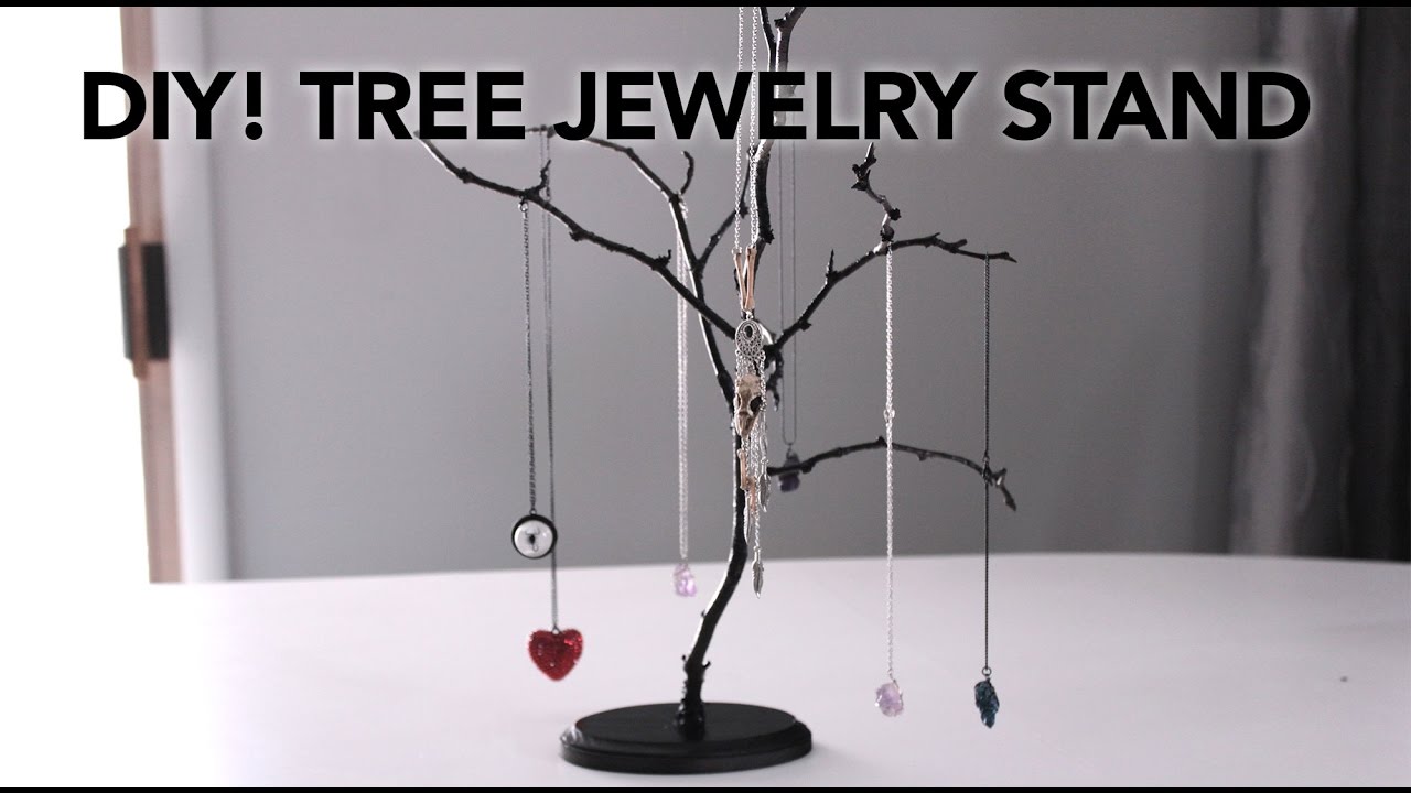 DIY Wire Jewelry Stand