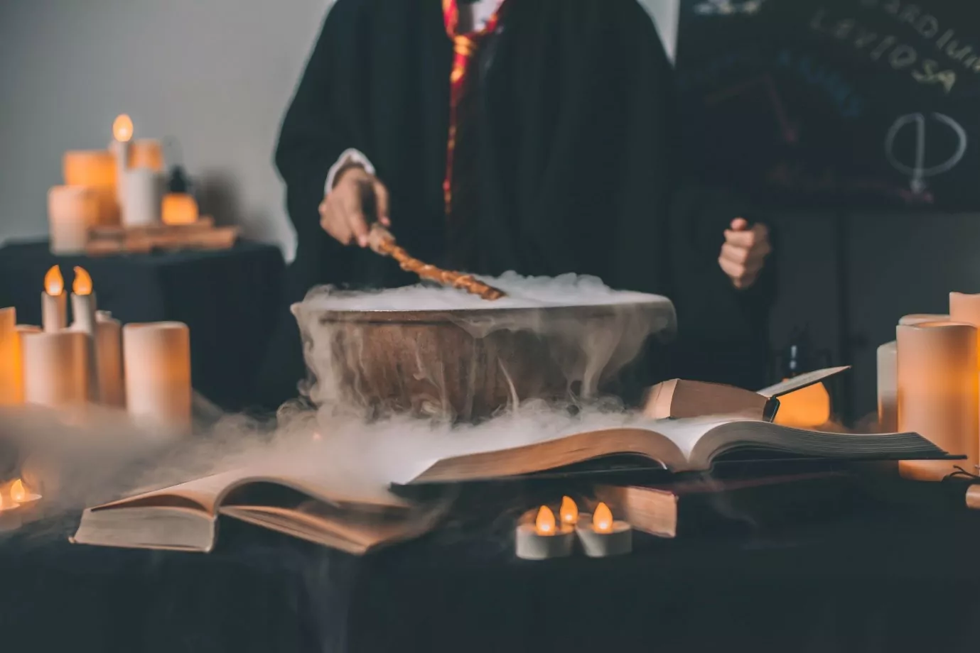 15 Best Harry Potter Crafts to Try Today Featured Image